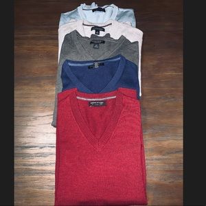 5 Banana Republic sweaters
